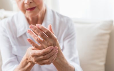 Helpful Tips for Seniors Dealing With Arthritis